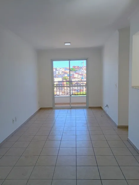 Apartamento / Padrão em Jundiaí Alugar por R$2.650,00