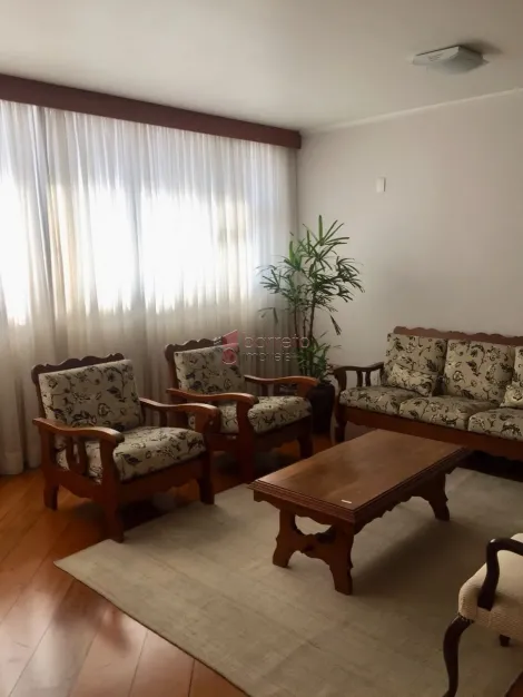 Apartamento / Padrão em Jundiaí 