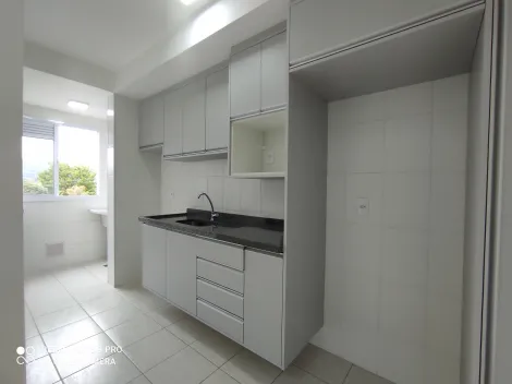 Apartamento / Padrão em Jundiaí Alugar por R$2.000,00