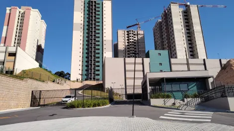 Apartamento / Padrão em Jundiaí 