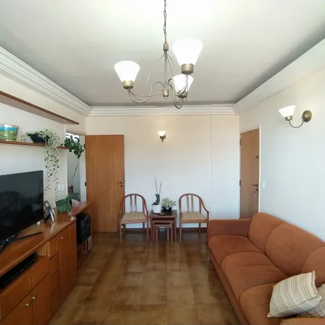 Apartamento / Padrão em Jundiaí , Comprar por R$615.000,00