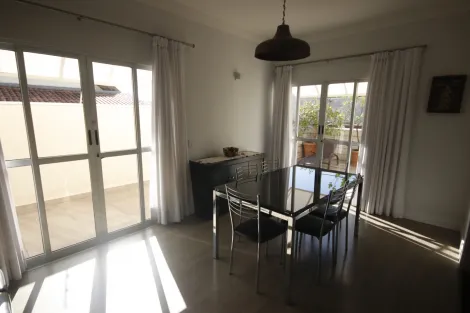 Casa / Padrão em Jundiaí Alugar por R$6.000,00