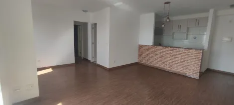 Apartamento / Padrão em Jundiaí 