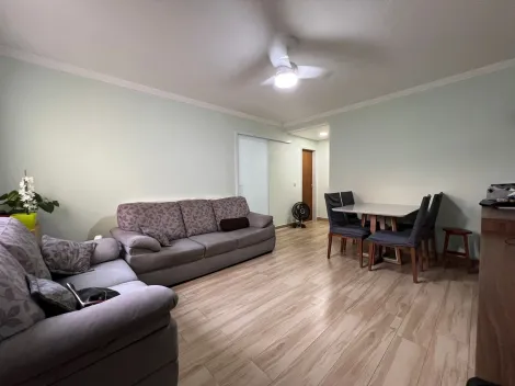 Apartamento / Padrão em Jundiaí 