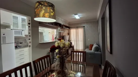 Apartamento / Padrão em Jundiaí 