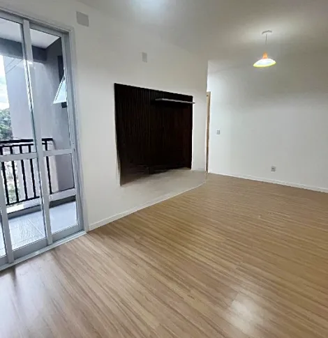 Apartamento / Padrão em Jundiaí 