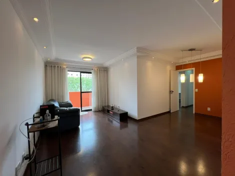 Apartamento / Padrão em Jundiaí 