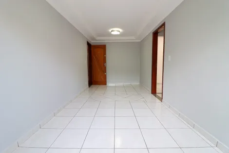 Apartamento / Padrão em Jundiaí , Comprar por R$375.000,00