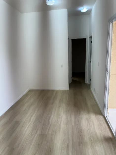 Apartamento / Padrão em Jundiaí 