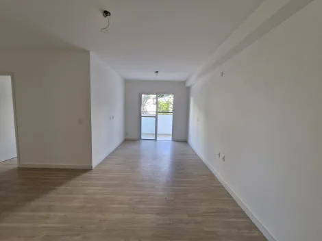 Apartamento / Padrão em Jundiaí 