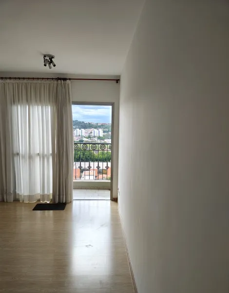 Apartamento / Padrão em Jundiaí 