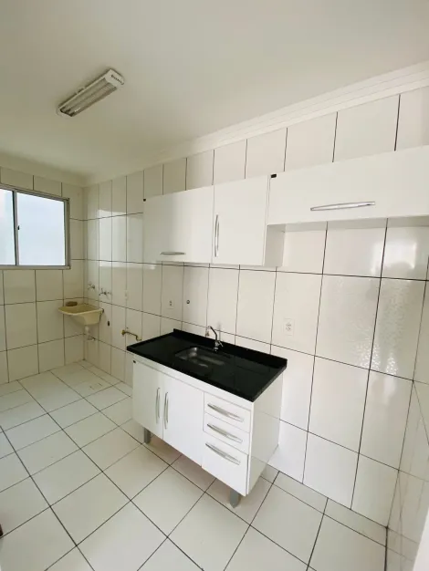 Apartamento / Padrão em Jundiaí Alugar por R$1.600,00