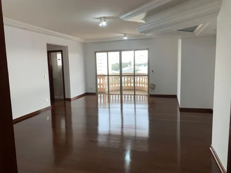 Apartamento / Padrão em Jundiaí 