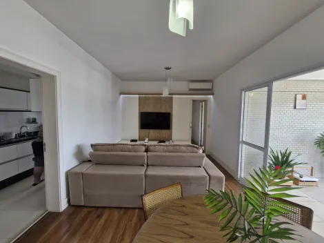 Apartamento / Padrão em Jundiaí 