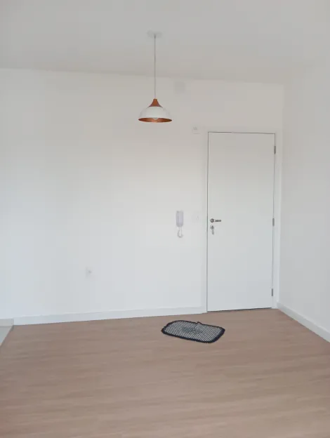 Apartamento / Padrão em Jundiaí Alugar por R$2.300,00